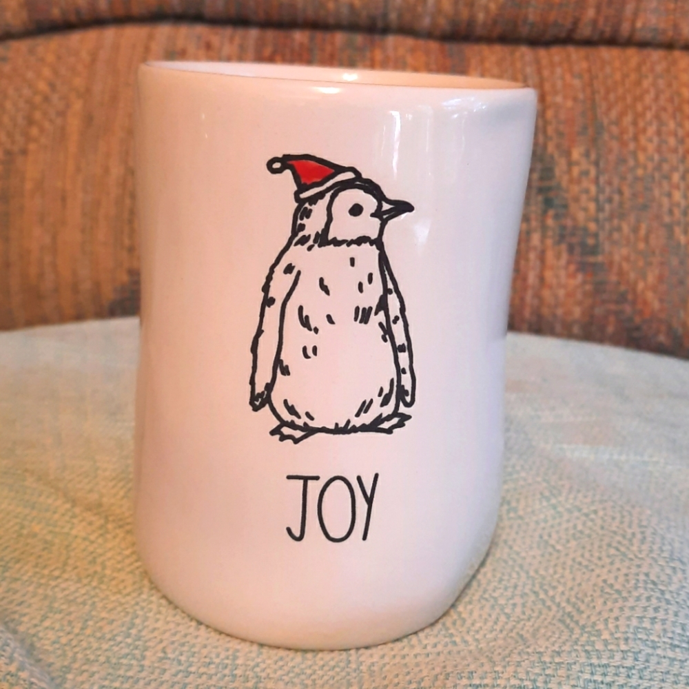 Rae Dunn Joy Candle - Picture 1 of 4